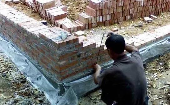 农村建房越来越难，但这4类人却可获得危房改造补贴！